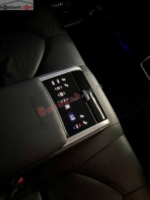 Xe Toyota Camry 2.0Q 2022