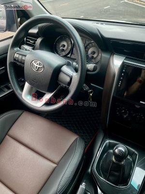 Xe Toyota Fortuner 2.4G 4x2 MT 2018