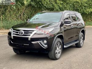 Xe Toyota Fortuner 2.4G 4x2 MT 2018