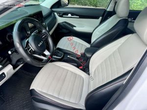 Xe Kia Seltos Premium 1.6 AT 2023