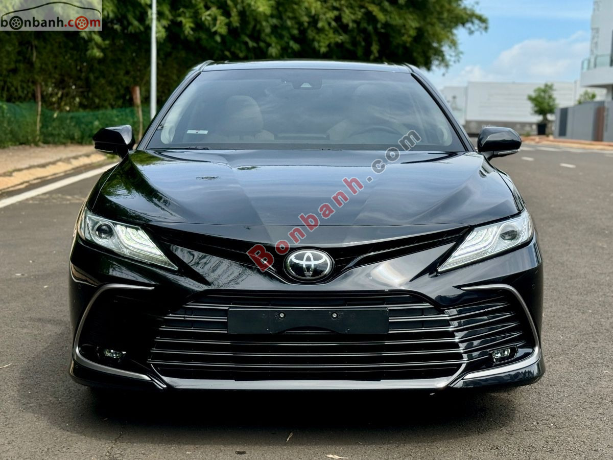 Toyota Camry 2.0Q 2022