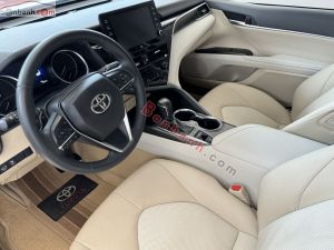 Xe Toyota Camry 2.0Q 2022