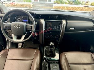 Xe Toyota Fortuner 2.4G 4x2 MT 2018