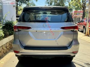 Xe Toyota Fortuner 2.4G 4x2 MT 2018