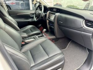 Xe Toyota Fortuner 2.4G 4x2 AT 2021