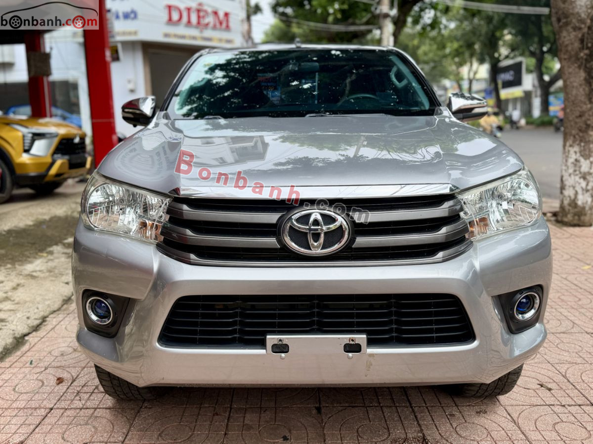 Toyota Hilux 2.4E 4x2 MT 2016