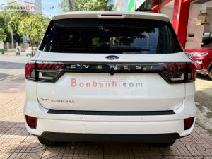 Xe Ford Everest Titanium 2.0L 4x2 AT 2023