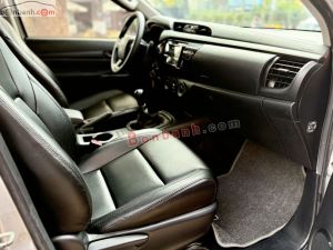 Xe Toyota Hilux 2.4L 4x2 MT 2020