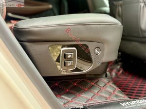 Xe Hyundai SantaFe Cao cấp 2.2L HTRAC 2024