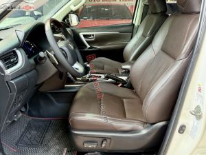 Xe Toyota Fortuner 2.4G 4x2 AT 2019
